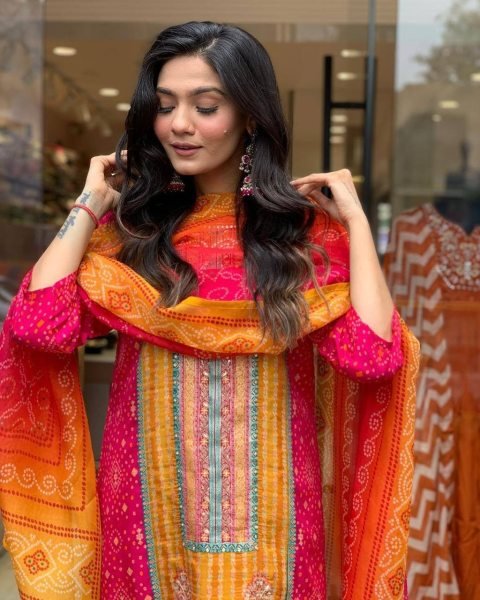 launching Multicoloured bandhni print with Stone work and Dupatta plus size kurti set  3 Piece Kurti Set