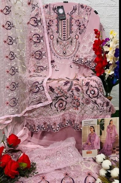  launching Pakistani  New Concept  Fox Georgette Suit Pakistani Suits Wholesale