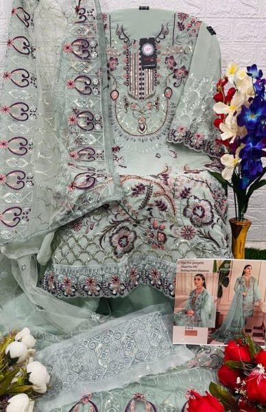  launching Pakistani  New Concept  Fox Georgette Suit Pakistani Suits Wholesale