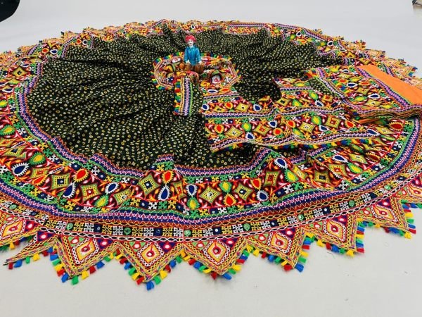 Lehariya Printed Cotton Lehenga Choli With Mirror Work  Navratri Lehnega Choli