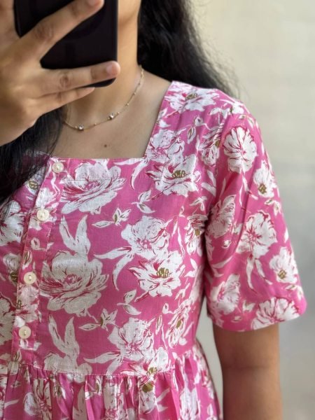 Light   Lovely Pink Cotton Kurtis for Summer 2025 Cotton Kurtis Wholesale