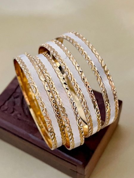  Lightweight 4 Piece Gold Bangles for Women Perfect for Daily Use Fashion Accessories Wholesale