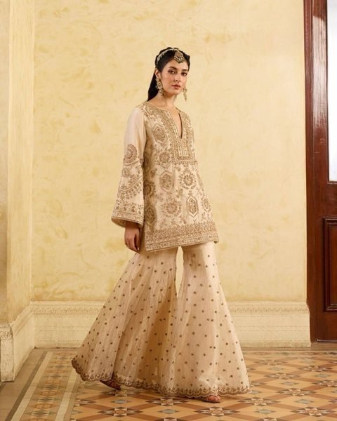Luxurious Chinon Silk Embroidered Plazzo Suit with Stylish Full Sleeves, Thread and Sequence Work, Fully Stitched Plazzo, and Organza Dupatta for Part Ready To Wear Collection