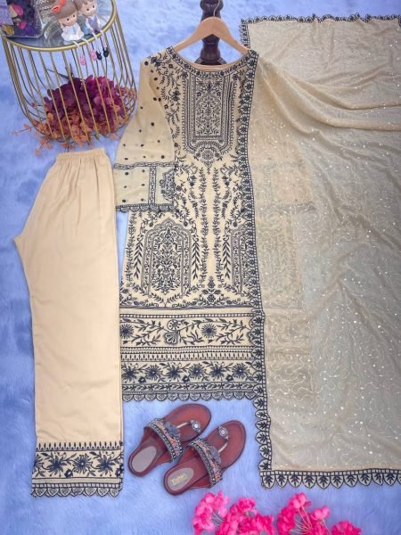 LUXURIOUS GEORGETTE SALWAR KAMEEZ SUITS WITH EMBROIDERY WORK 3 Piece Kurti Set