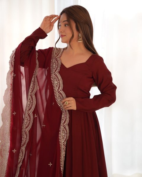 Luxurious Maroon Pure Romansilk Chanderi Anarkali Gown Set with Dupatta 3 Piece Kurti Set