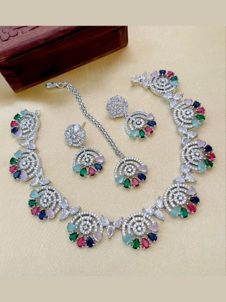 Luxury American Diamond Choker Necklace Set Bridal AD Jewelry for Weddings   Parties 