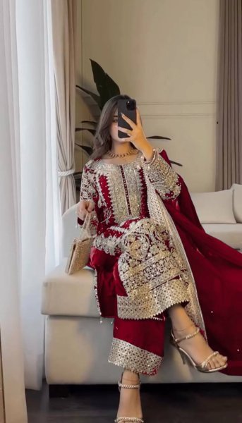 Maroon Georgette Readymade Pakistani Suit at Wholesale Rate Ready To Wear Collection