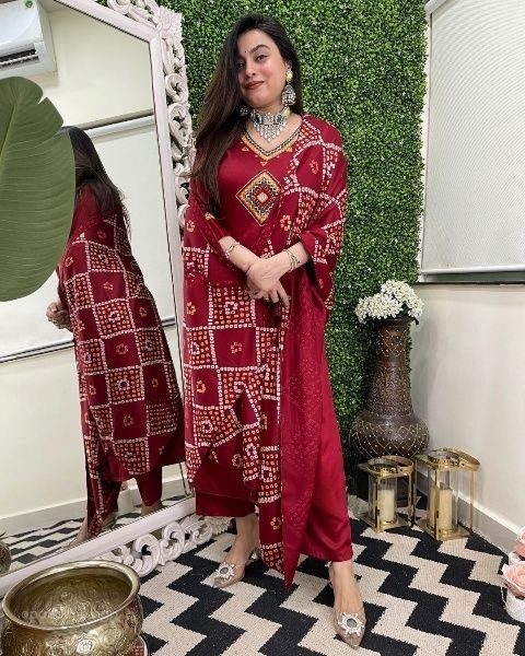 Maroon Magic 3pc Kurti Set Elegant Party Look with Statement Dupatta 3 Piece Kurti Set