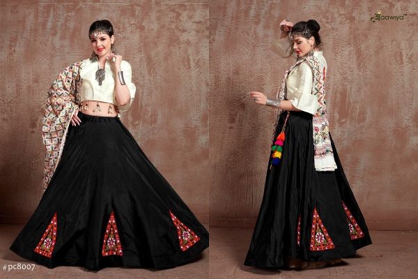 Navratri  season special traditional wear  lehenga choli collection Navratri Lehnega Choli