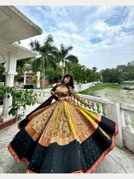 Navratri Special Muslin Cotton Printed Designer Lehenaga Choli  Navratri Lehnega Choli