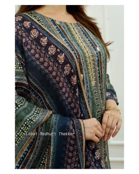 Navy Blue Full Gotta Work   Neck Embroidery Kurti Pant Set  3 Piece Kurti Set