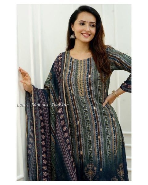 Navy Blue Full Gotta Work   Neck Embroidery Kurti Pant Set  3 Piece Kurti Set