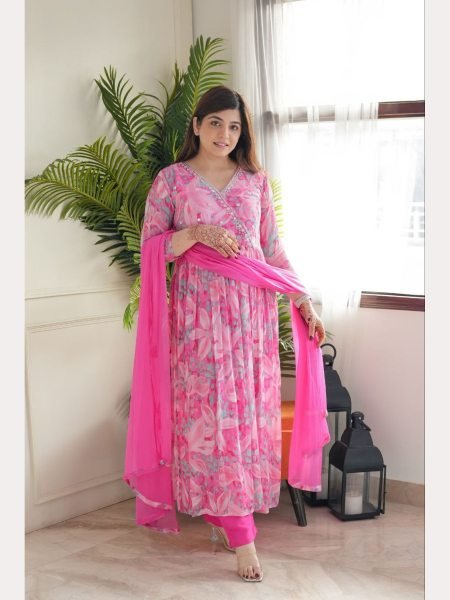 New Arrivals Pure Chiffon Kurti Pant With Dupatta  3 Piece Kurti Set