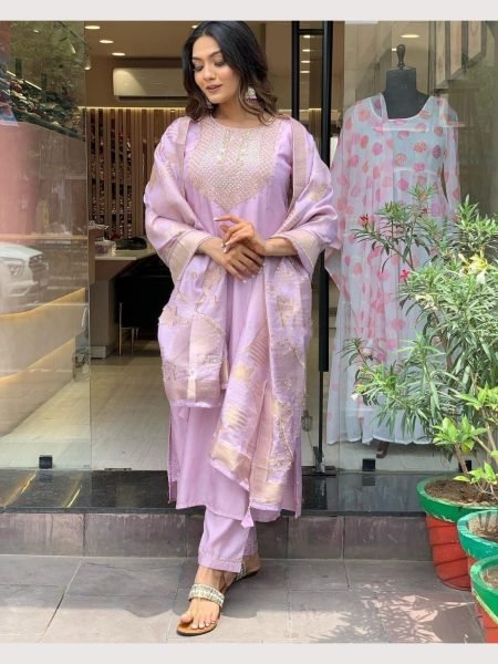New Arrivals Viscose Chanderi Kurti Pant With Dupatta  3 Piece Kurti Set