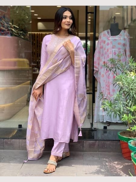 New Arrivals Viscose Chanderi Kurti Pant With Dupatta  3 Piece Kurti Set