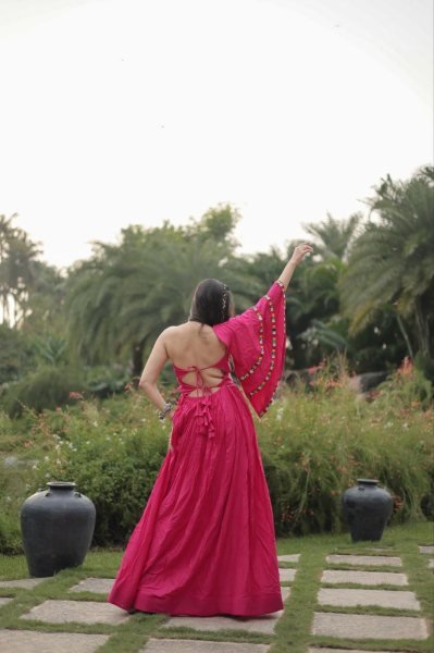 NEW ATTRACTIVE GAMTHI WORK NAVRATRI SPECIAL GOWN  Navratri Lehnega Choli