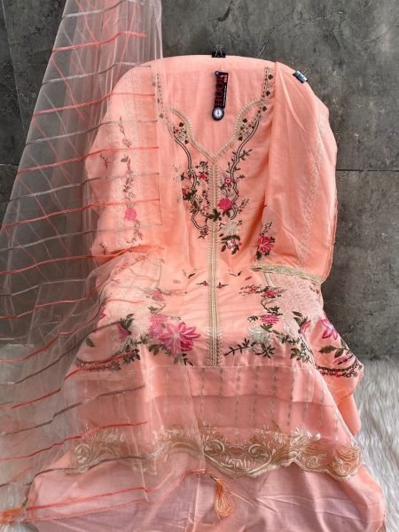 New Beautiful Embroidery Work Suits Pakistani Suits Wholesale