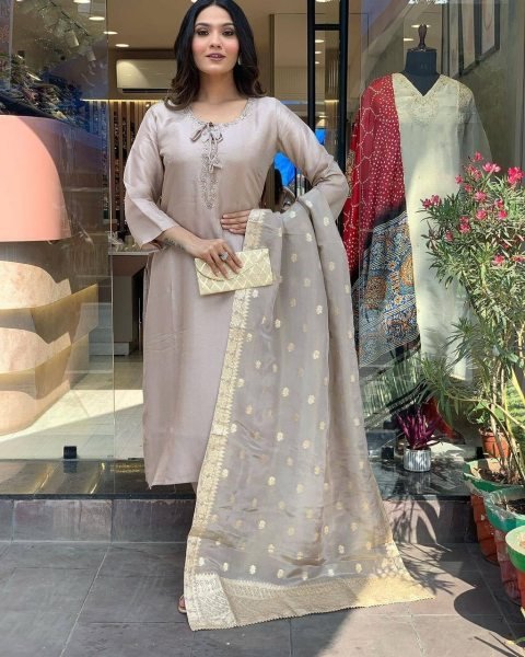 new beautiful roman silk original handwork, Zari weaving 3 pic suit set 3 Piece Kurti Set