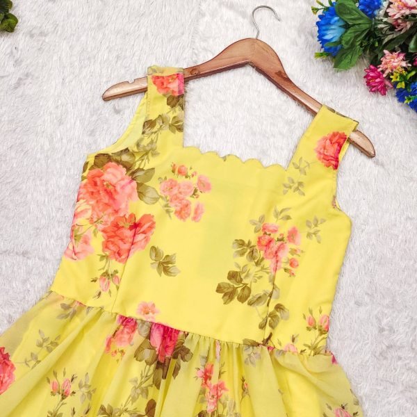  New Collection Pure Soft Fox Georgette Floral Print Kurti Cotton Kurtis Wholesale