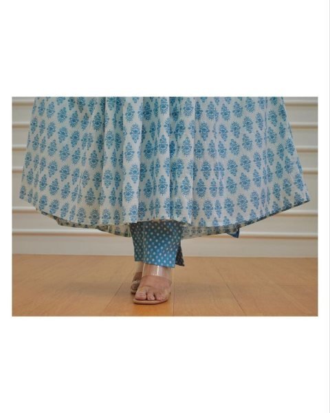 New Designer Cotton Kurti Pant With Block Printed Dupatta 3 Piece Kurti Set