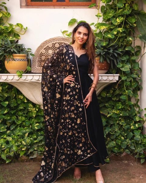 New Designer Party Wear look 3pc Set  3 Piece Kurti Set