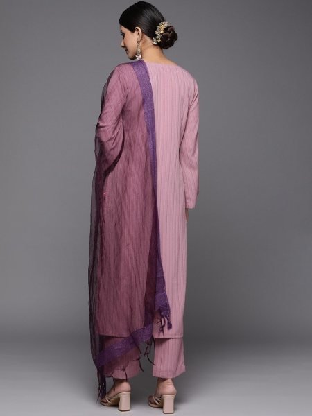 NEW DESIGNER SILK BLEND KURTI SET WITH SEQUENCE   EMBROIDERY WORK Ready To Wear Collection