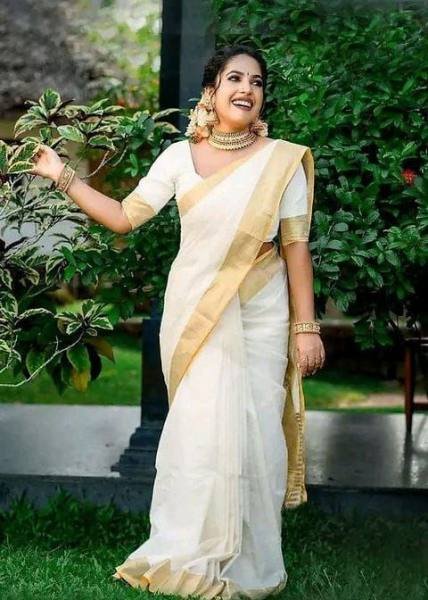 New South Indian Soft Cotton White Saree with Golden Double-Side Border Cotton Sarees Wholesale