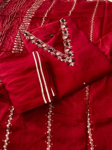New Tranding V Neck Heavy Silk kurti Pant With Dupatta  3 Piece Kurti Set