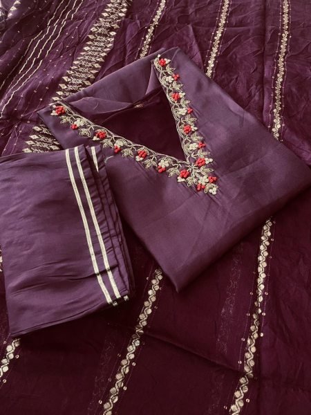 New Tranding V Neck Heavy Silk kurti Pant With Dupatta  3 Piece Kurti Set