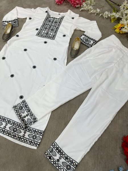 New Womens White Embroidered Kurti Pent Set  Kurti With Bottom Wholesale