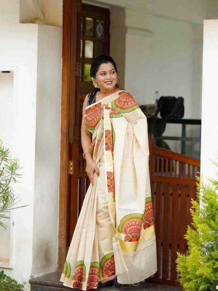 Onam Special Kerala Soft Linen Saree with Golden Border & Patch Work For Woman Shop by Occasion