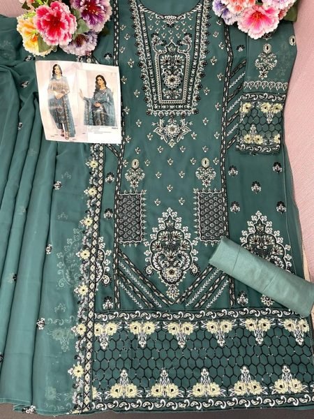 Pakisatn  1026 Heavy Georgette With Heavy Embroidery  Beautiful Sequence Work Suit Pakistani Suits Wholesale