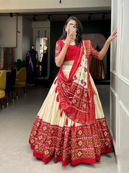 Patola Printed Dola Silk Foil Work Lehenga Choli Navratri Lehnega Choli