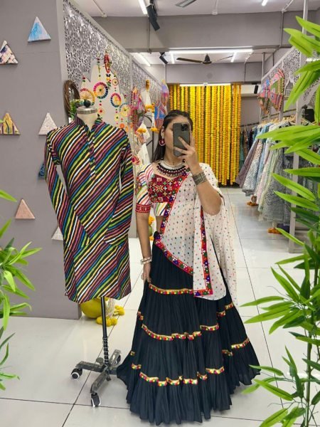 Perfect Dandiya Couple Set Ethnic Lehenga & Kurta Combo for Garba Nights 