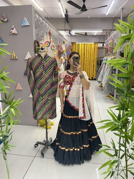Perfect Dandiya Couple Set Ethnic Lehenga & Kurta Combo for Garba Nights Navratri Lehnega Choli