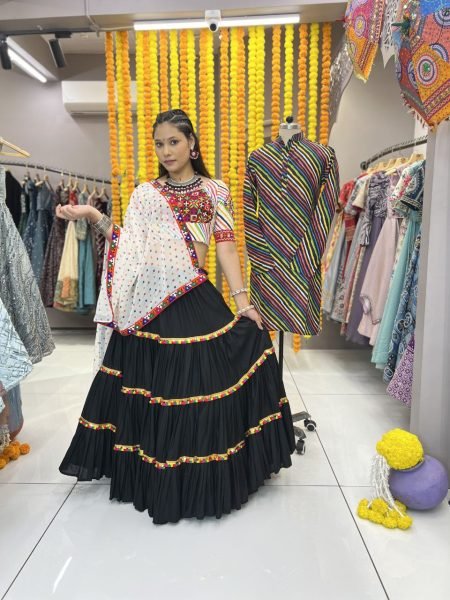 Perfect Dandiya Couple Set Ethnic Lehenga & Kurta Combo for Garba Nights Navratri Lehnega Choli