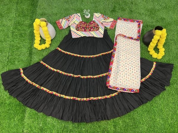 Perfect Dandiya Couple Set Ethnic Lehenga & Kurta Combo for Garba Nights Navratri Lehnega Choli