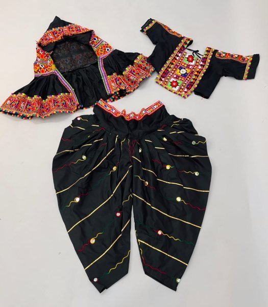 Perfect Navratri Dress For Ethical look For Girl Girls Wear