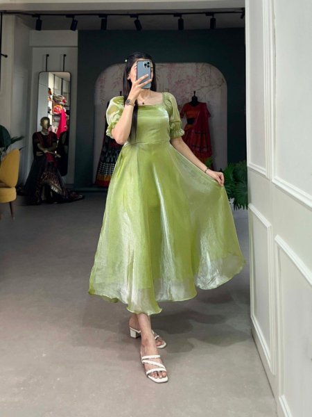 Pista Green Luxuriously Plain Burberry Silk Frock Gown