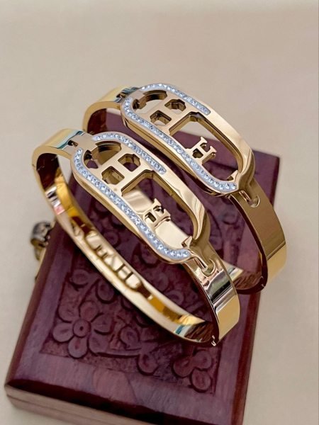 Premium Anti Tarnish Bracelet Combo 2 Piece Daily Wear Set at Wholesale Rate Fashion Accessories Wholesale