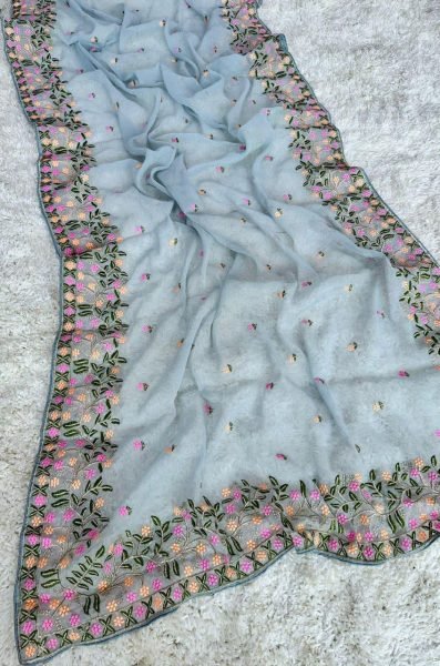 Premium Gold Tone Dilruba Silk Saree with Floral Work Great for Wedding Gifting Embroidery Sarees Wholesale