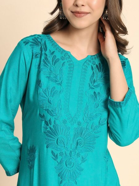 Premium  Lucknowi chickenkari work Kurti with plaza pair Lucknowi Chikankari Kurtis Wholesale