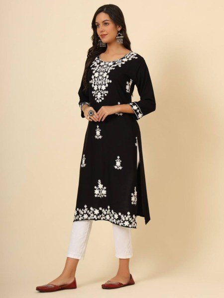 Premium  Lucknowi chickenkari work Kurti  Lucknowi Chikankari Kurtis Wholesale