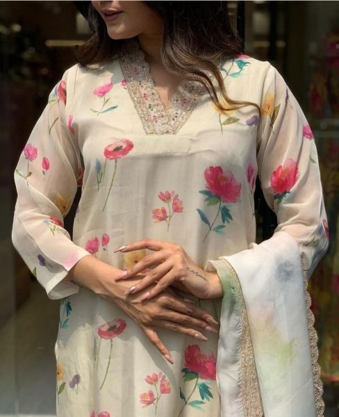 Premium Organza Kurti Pant With Dupatta With Embroidery Work  3 Piece Kurti Set