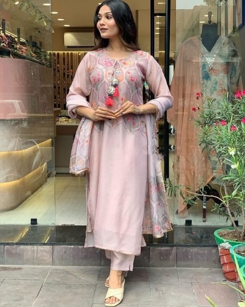 Premium Organza Kurti Pant With Dupatta With Embroidery Work  3 Piece Kurti Set