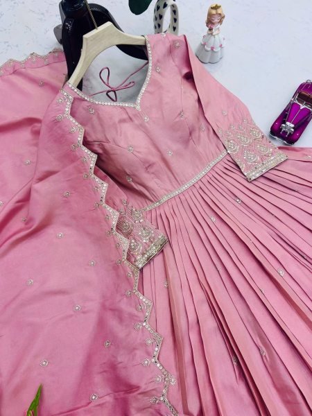 Blush Pink Embroidered Gown with Handwork Dupatta Perfect for Weddings Anarkali Kurtis 