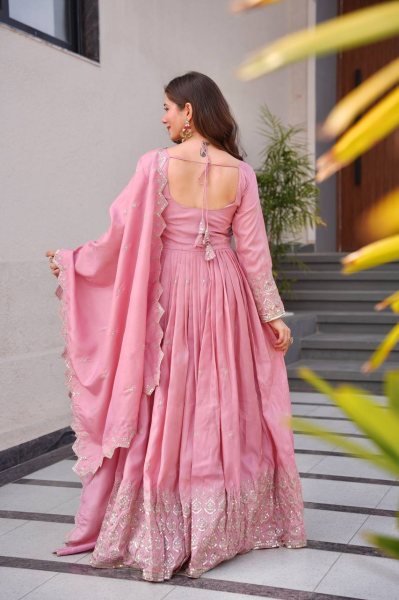 Blush Pink Embroidered Gown with Handwork Dupatta Perfect for Weddings Anarkali Kurtis 
