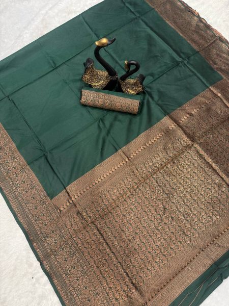 presenting Gorgeous  Organic Banarasi Silk  Saree  Banarasi Saree Wholesale