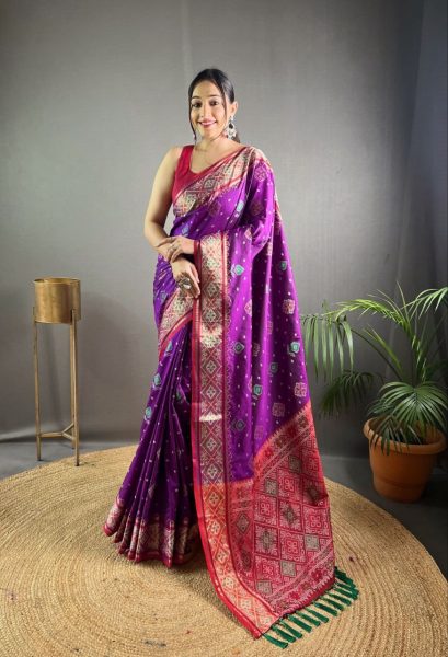 Presenting Soft Rangeen Patola Silk  Saree Patola Silk Sarees Wholesale