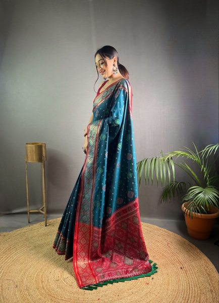 Presenting Soft Rangeen Patola Silk  Saree Patola Silk Sarees Wholesale